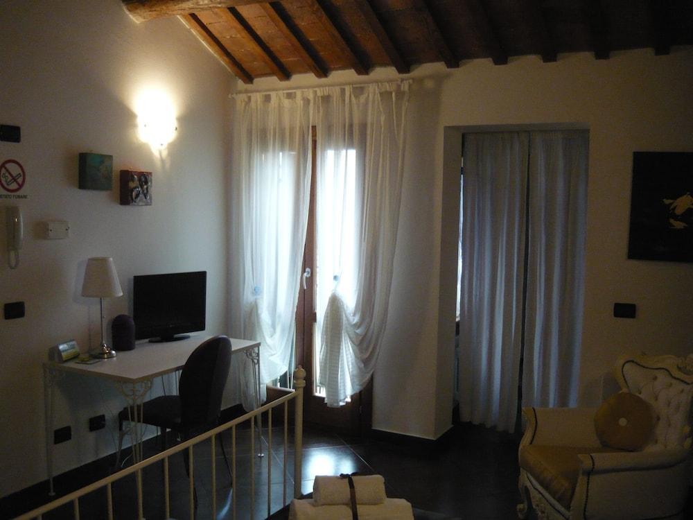 L'Ippogrifo Apartment Ferrara Exterior foto